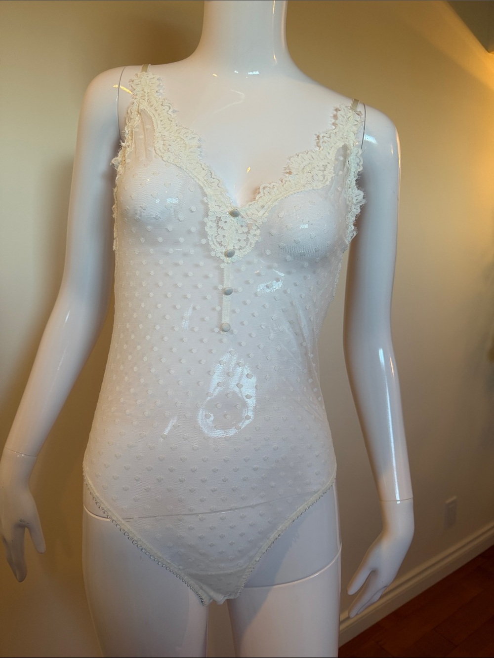 NWT Aerie White Lace Swiss Dot Bodysuit Medium